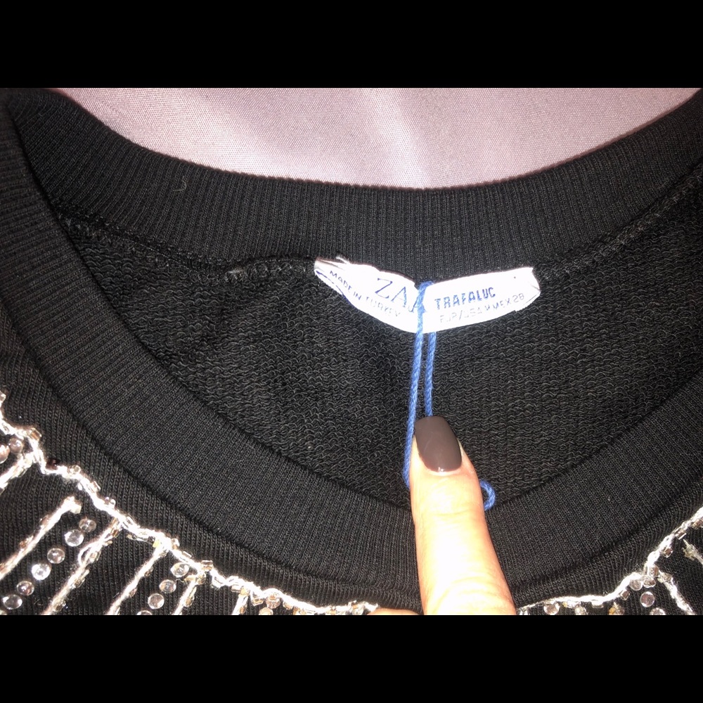 Black short sleeved sweater - Picture 2 of 6